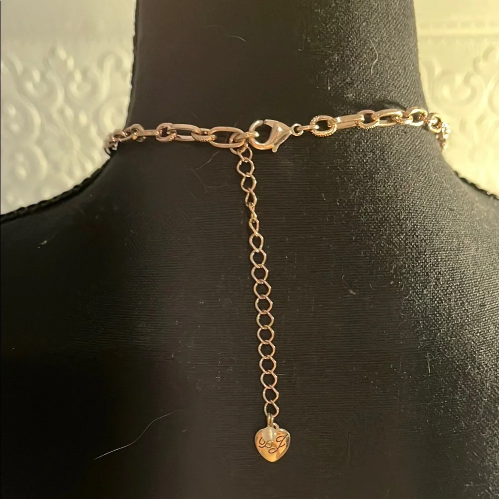 Betsey Johnson Gold Cream Floral Geometric Necklace - Picture 6 of 9